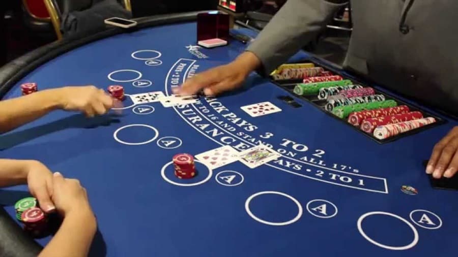 Những chiến thuật có thể áp dụng được trong trò chơi Blackjack - Hình 1 Nhung chien thuat co the ap dung duoc trong tro choi Blackjack Hinh 1
