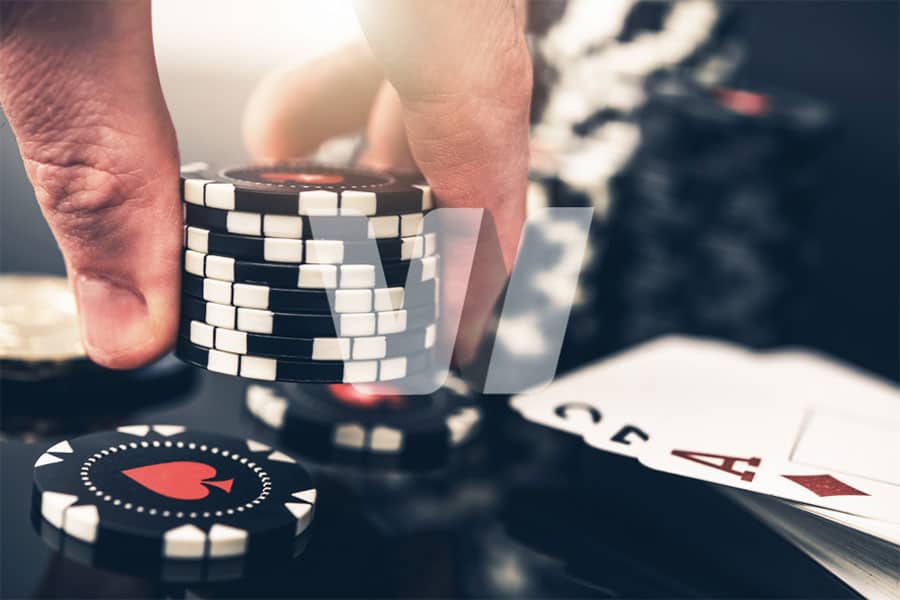 Poker trực tuyến và nguy cơ gian lận tiềm tàng poker truc tuyen va nguy co gian lan tiem tang