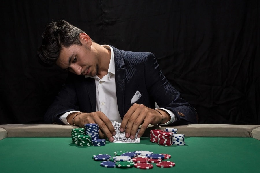 Ưu điểm khi chơi Baccarat online mà ít ai biết đến uu diem khi choi baccarat online ma it ai biet den