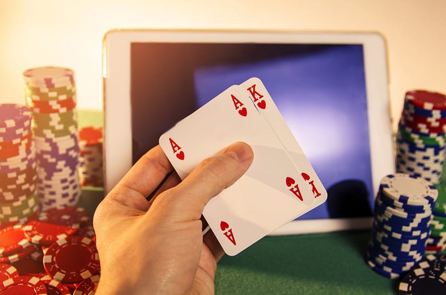 Kinh nghiệm giúp bạn chơi Poker giỏi hơn và giành nhiều chiến thắng kinh nghiem giup ban choi poker gioi hon va gianh nhieu chien thang