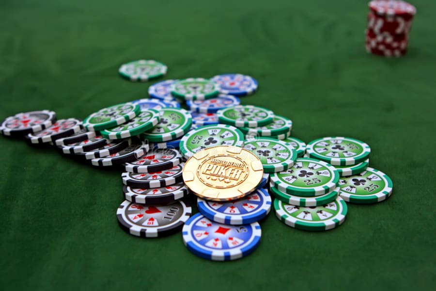 Poker: Dòng game bài được ưa chuộng hàng đầu thế giới poker: dong game bai duoc ua chuong hang dau the gioi