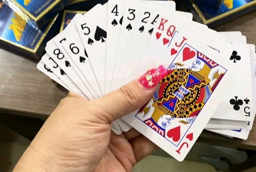 Hướng dẫn những bạn mới về cách đánh Phỏm miền Nam chuẩn huong dan nhung ban moi ve cach danh phom mien nam chuan