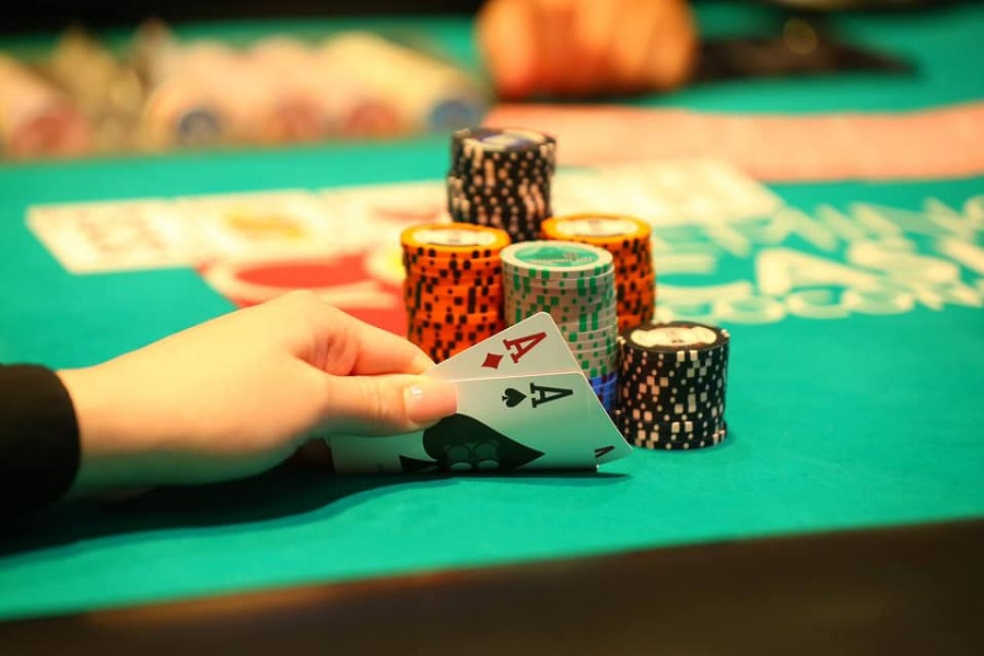 3 meo kiem tien trong game bai poker ma bat cu ai cung ao uoc muon co